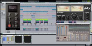 SCUOLA DJ PRO, TURNTABLIST, PRODUCER, SONGWRITER, REMIXER
